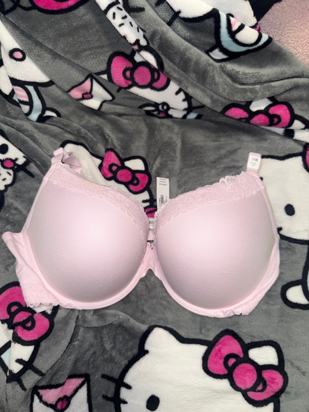 PINK Victoria's Secret Light Pink Molded Lace-Trim T-Shirt Bra